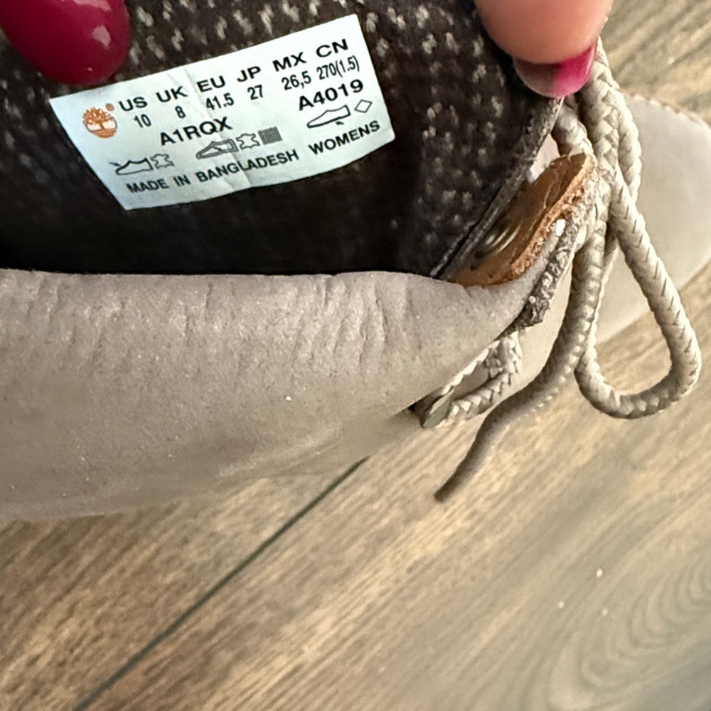 Timberland women’s COURMAYEUR VALLEY BOOTS Size 10 - Picture 2 of 12